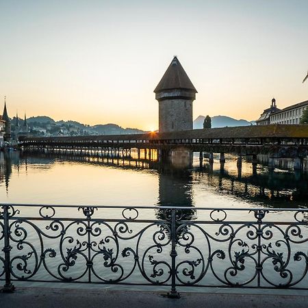 Glandon Rooms Limelight - Self-Check-In Lucerna Exterior foto