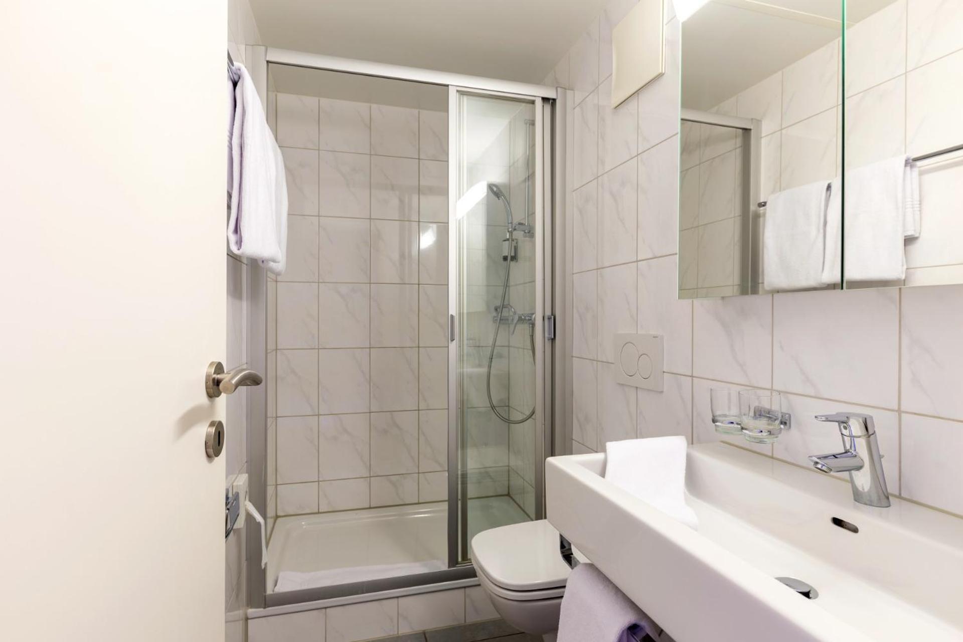 Glandon Rooms Limelight - Self-Check-In Lucerna Exterior foto